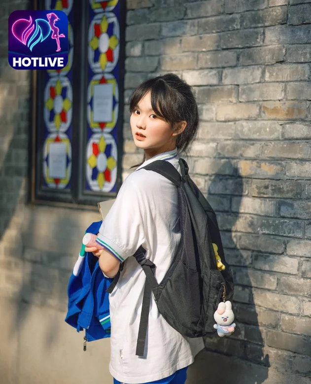 Xi Xi-Hotlive 